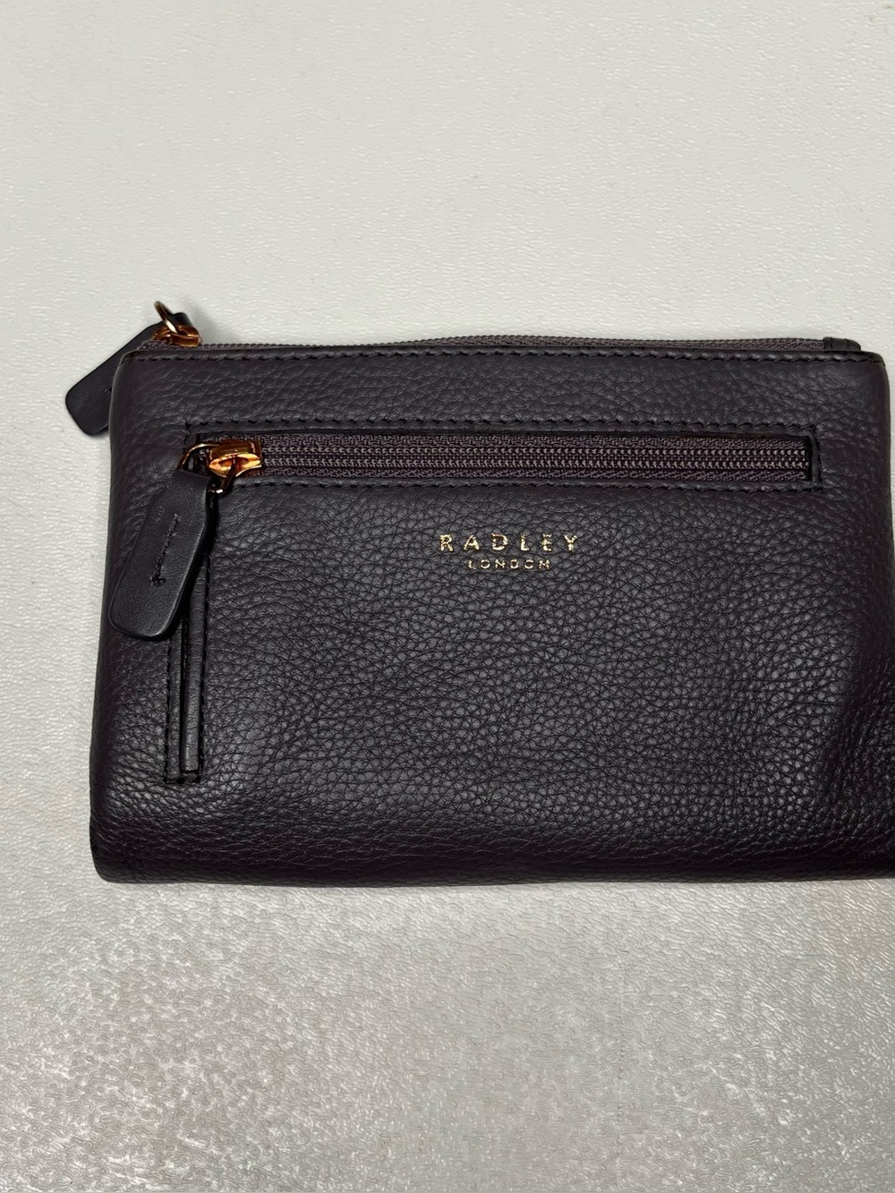 Radley London Larkswood Pebble Leather Wallet Gray